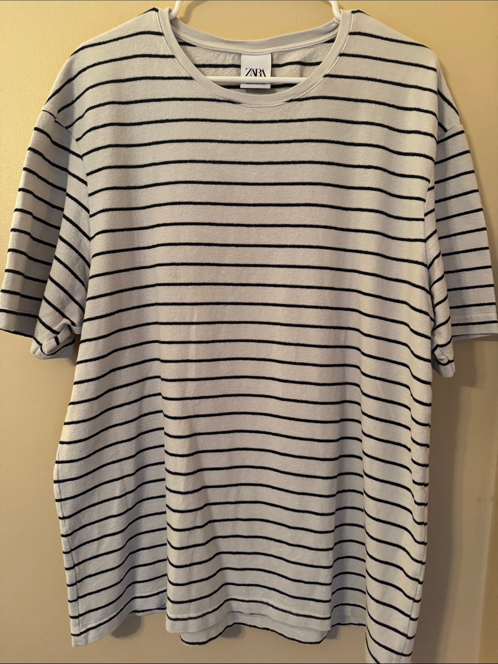 ZARA White Tee with Black Horizontal Stripes